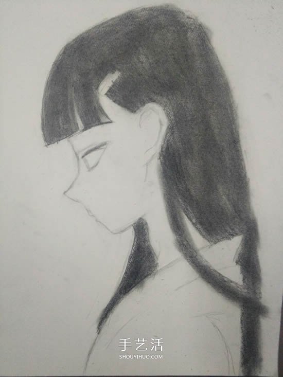 卡通女生鉛筆畫畫法 側(cè)臉長發(fā)女生的素描教程 -  rpnrmr.com