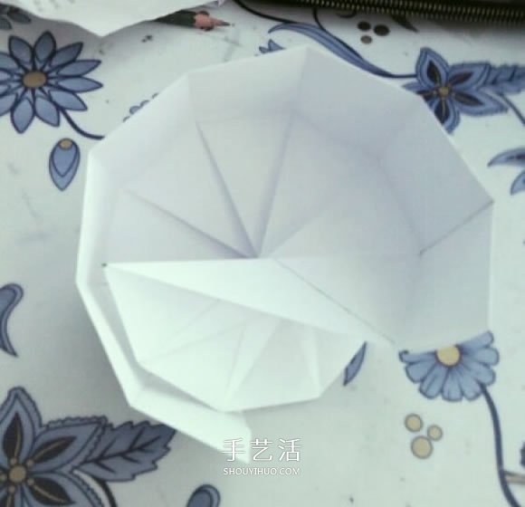簡單高腳杯的折法圖解 折紙紅酒杯的方法教程 -  rpnrmr.com