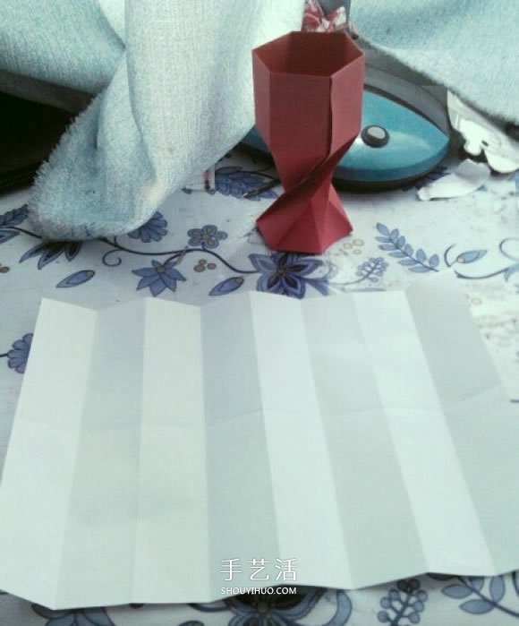 簡單高腳杯的折法圖解 折紙紅酒杯的方法教程 -  rpnrmr.com