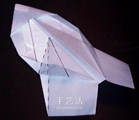 復(fù)仇者紙飛機(jī)的折法 折紙戰(zhàn)斗機(jī)的詳細(xì)圖解 -  rpnrmr.com