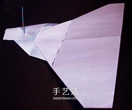 復(fù)仇者紙飛機(jī)的折法 折紙戰(zhàn)斗機(jī)的詳細(xì)圖解 -  rpnrmr.com