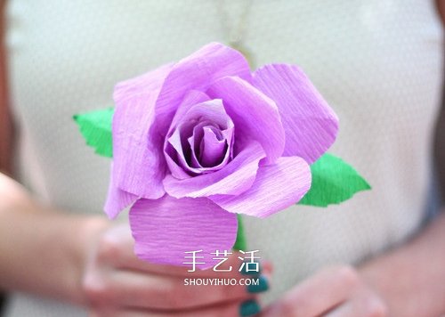 皺紋紙玫瑰花的做法 皺紋紙簡(jiǎn)單制作玫瑰花 -  rpnrmr.com