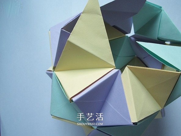 紙花球的疊法詳細(xì)教程 手工折紙花球過(guò)程圖 -  rpnrmr.com