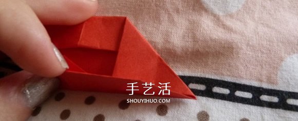 線穿浪漫愛(ài)心的折法 創(chuàng)意情人節(jié)愛(ài)心折紙圖解 -  rpnrmr.com