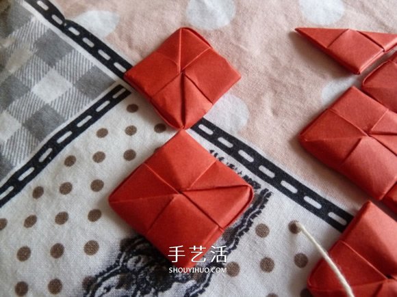 線穿浪漫愛(ài)心的折法 創(chuàng)意情人節(jié)愛(ài)心折紙圖解 -  rpnrmr.com