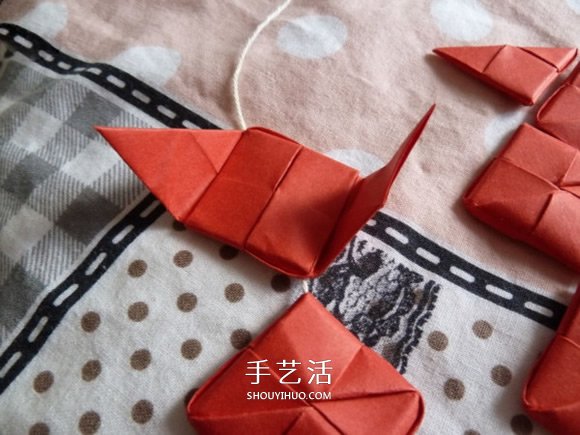 線穿浪漫愛(ài)心的折法 創(chuàng)意情人節(jié)愛(ài)心折紙圖解 -  rpnrmr.com