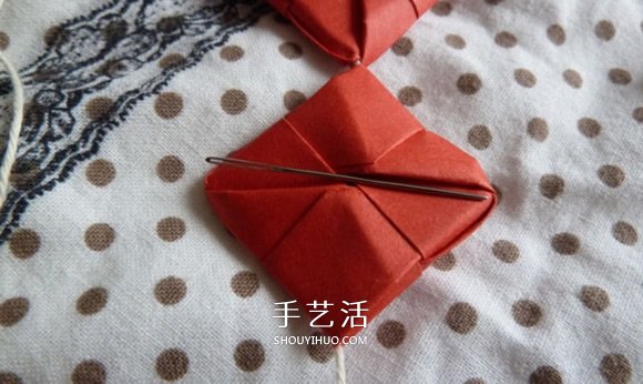 線穿浪漫愛(ài)心的折法 創(chuàng)意情人節(jié)愛(ài)心折紙圖解 -  rpnrmr.com
