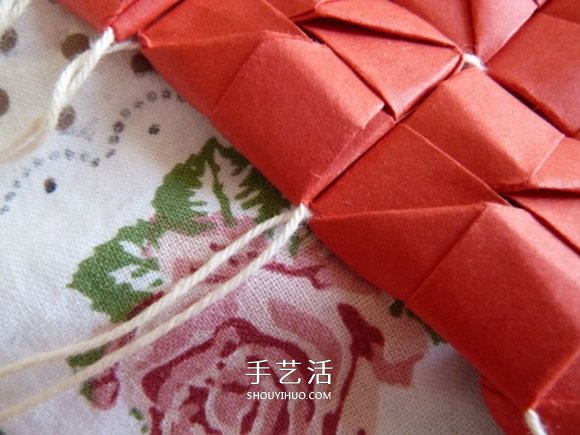 線穿浪漫愛(ài)心的折法 創(chuàng)意情人節(jié)愛(ài)心折紙圖解 -  rpnrmr.com