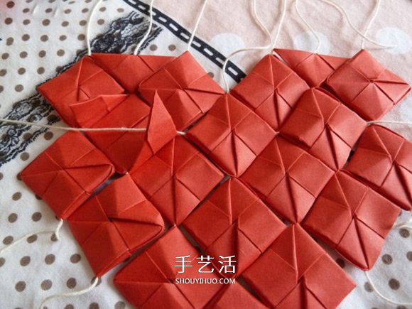 線穿浪漫愛(ài)心的折法 創(chuàng)意情人節(jié)愛(ài)心折紙圖解 -  rpnrmr.com