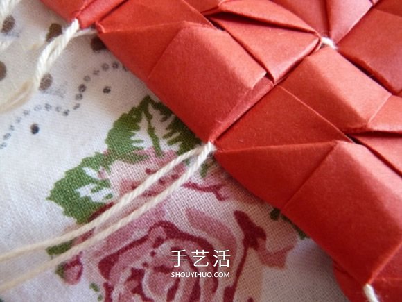 線穿浪漫愛(ài)心的折法 創(chuàng)意情人節(jié)愛(ài)心折紙圖解 -  rpnrmr.com