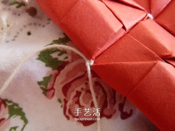 線穿浪漫愛(ài)心的折法 創(chuàng)意情人節(jié)愛(ài)心折紙圖解 -  rpnrmr.com