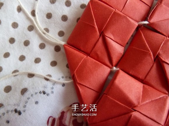 線穿浪漫愛(ài)心的折法 創(chuàng)意情人節(jié)愛(ài)心折紙圖解 -  rpnrmr.com