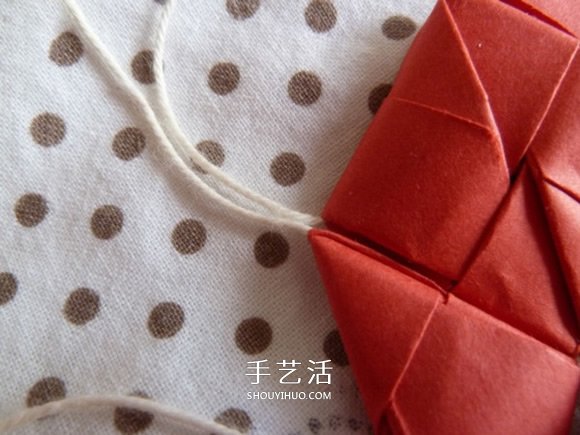 線穿浪漫愛(ài)心的折法 創(chuàng)意情人節(jié)愛(ài)心折紙圖解 -  rpnrmr.com
