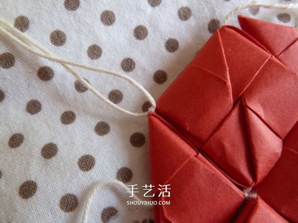 線穿浪漫愛(ài)心的折法 創(chuàng)意情人節(jié)愛(ài)心折紙圖解 -  rpnrmr.com