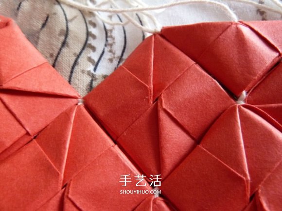 線穿浪漫愛(ài)心的折法 創(chuàng)意情人節(jié)愛(ài)心折紙圖解 -  rpnrmr.com
