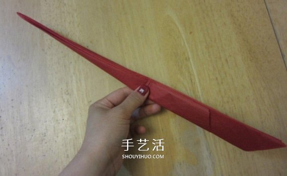 康乃馨怎么折詳細圖解 母親節(jié)康乃馨折紙教程 -  rpnrmr.com