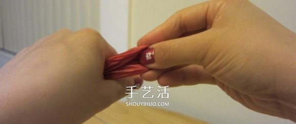 康乃馨怎么折詳細圖解 母親節(jié)康乃馨折紙教程 -  rpnrmr.com