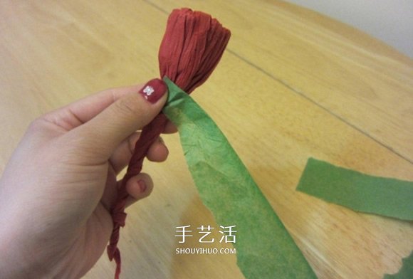 康乃馨怎么折詳細圖解 母親節(jié)康乃馨折紙教程 -  rpnrmr.com