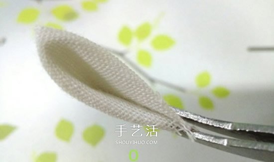 不織布做荷花發(fā)卡圖解 手工布藝蓮花發(fā)飾DIY -  rpnrmr.com
