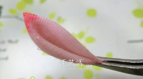 不織布做荷花發(fā)卡圖解 手工布藝蓮花發(fā)飾DIY -  rpnrmr.com