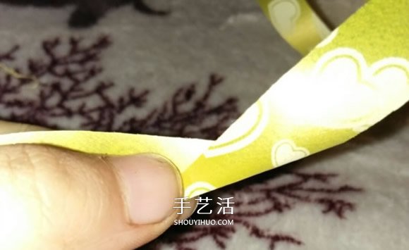 絲帶折玫瑰花戒指圖解 怎么折絲帶玫瑰戒指 -  rpnrmr.com