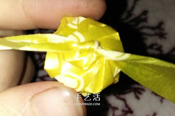 絲帶折玫瑰花戒指圖解 怎么折絲帶玫瑰戒指 -  rpnrmr.com