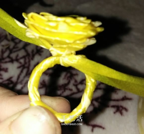 絲帶折玫瑰花戒指圖解 怎么折絲帶玫瑰戒指 -  rpnrmr.com