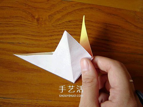 一張紙折百合花圖解 簡單又漂亮百合花折紙 -  rpnrmr.com