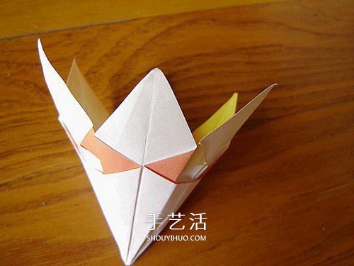 一張紙折百合花圖解 簡單又漂亮百合花折紙 -  rpnrmr.com