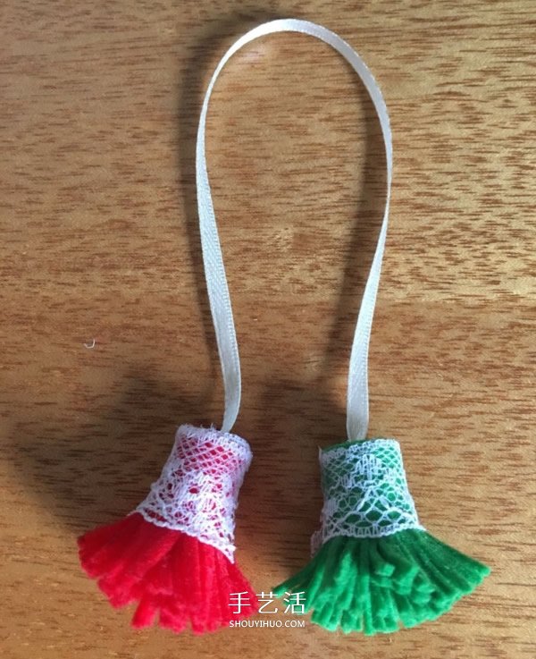 不織布圣誕花環(huán)制作 手工布藝圣誕花環(huán)的做法 -  rpnrmr.com