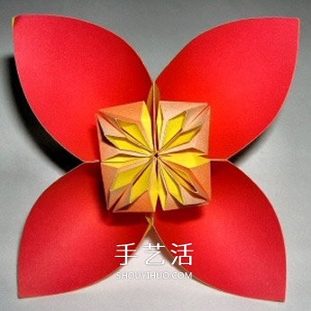 四瓣花的折紙方法圖解 六個(gè)組合成美麗花球 -  rpnrmr.com