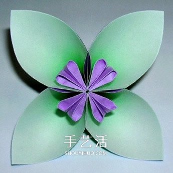 四瓣花的折紙方法圖解 六個(gè)組合成美麗花球 -  rpnrmr.com