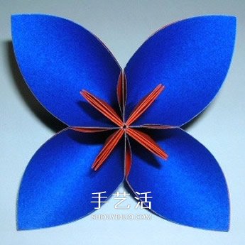 四瓣花的折紙方法圖解 六個(gè)組合成美麗花球 -  rpnrmr.com