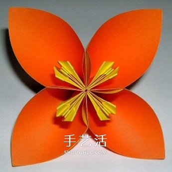 四瓣花的折紙方法圖解 六個(gè)組合成美麗花球 -  rpnrmr.com