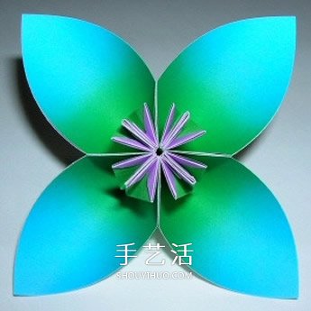 四瓣花的折紙方法圖解 六個(gè)組合成美麗花球 -  rpnrmr.com
