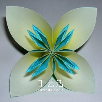 四瓣花的折紙方法圖解 六個(gè)組合成美麗花球 -  rpnrmr.com
