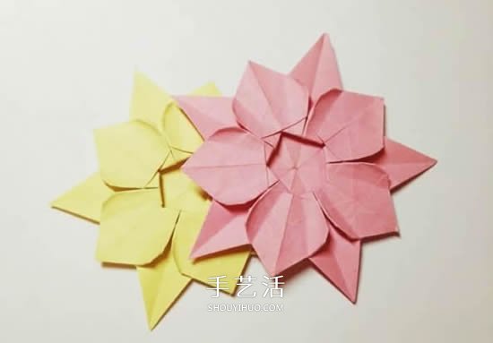 圣誕節(jié)折紙圣誕花圖解 平面圣誕花的折法步驟 -  rpnrmr.com