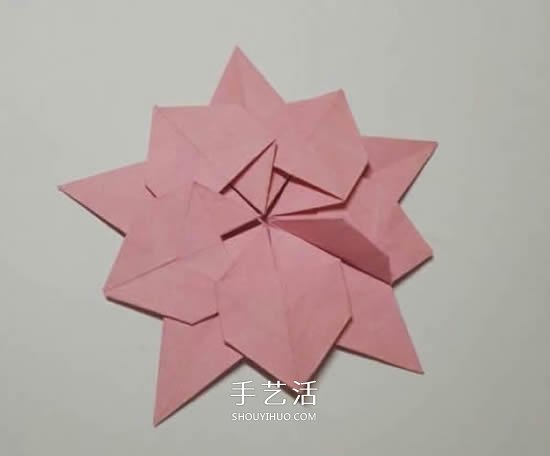 圣誕節(jié)折紙圣誕花圖解 平面圣誕花的折法步驟 -  rpnrmr.com