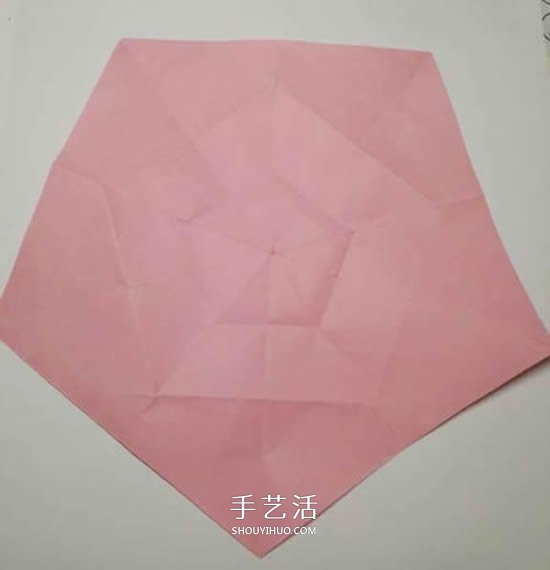 圣誕節(jié)折紙圣誕花圖解 平面圣誕花的折法步驟 -  rpnrmr.com