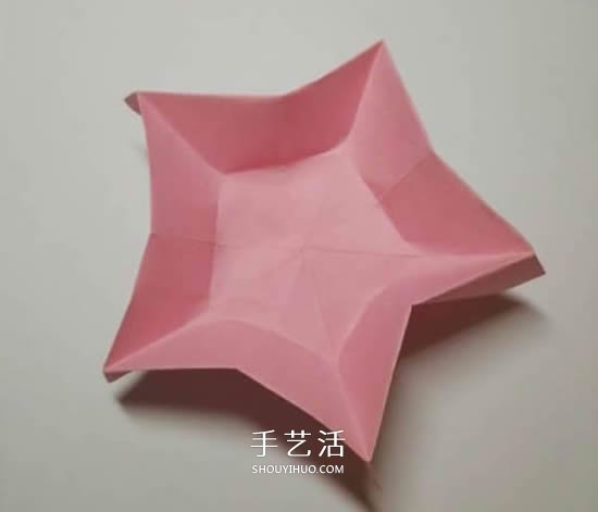 圣誕節(jié)折紙圣誕花圖解 平面圣誕花的折法步驟 -  rpnrmr.com