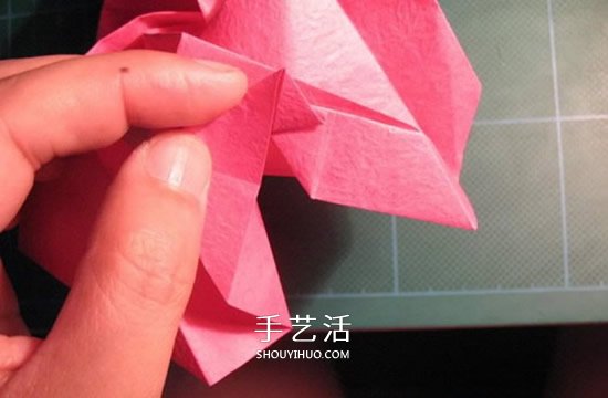 GG玫瑰花的折法圖解 漂亮又詳細玫瑰花折紙 -  rpnrmr.com