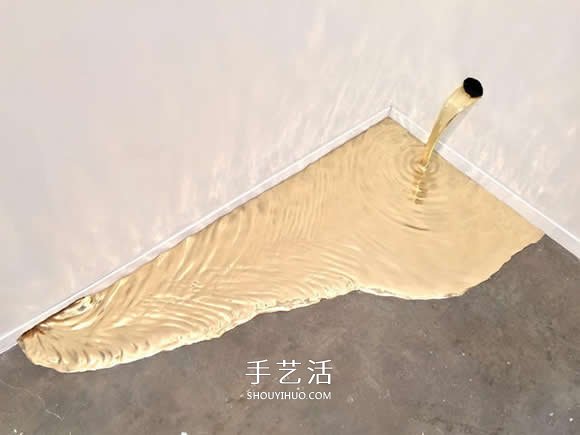 名副其實(shí)的“流金”歲月 模擬液體的黃銅雕塑 -  rpnrmr.com