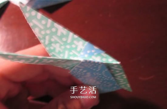 簡(jiǎn)單飛鏢的折紙方法 好看飛鏢怎么折圖解教程 -  rpnrmr.com