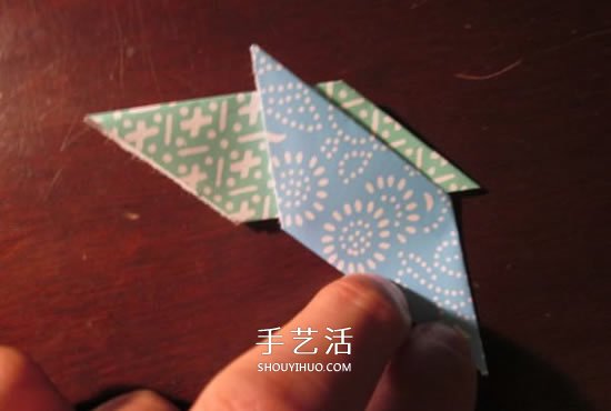 簡(jiǎn)單飛鏢的折紙方法 好看飛鏢怎么折圖解教程 -  rpnrmr.com