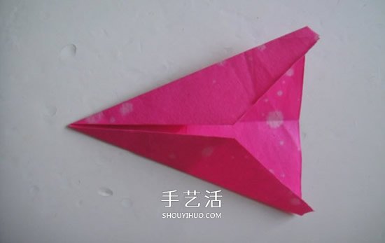 最簡(jiǎn)單紙飛機(jī)怎么折 幼兒手工小飛機(jī)的折法 -  rpnrmr.com
