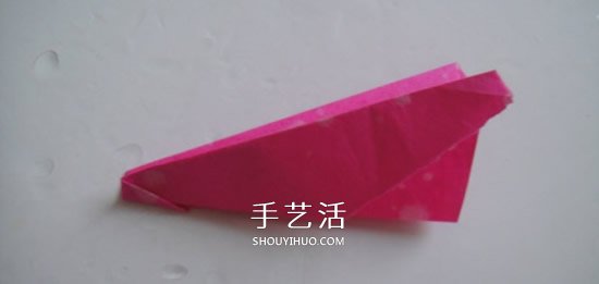 最簡(jiǎn)單紙飛機(jī)怎么折 幼兒手工小飛機(jī)的折法 -  rpnrmr.com