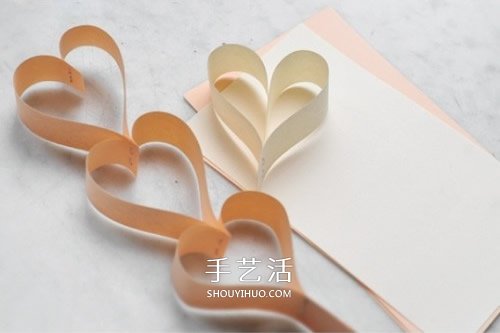 手工心形花環(huán)的做法 卡紙制作愛心裝飾圖解 -  rpnrmr.com
