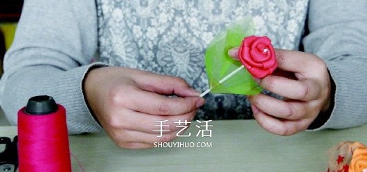 彩塑棉手工制作玫瑰花 自制彩塑棉玫瑰手捧花 -  rpnrmr.com