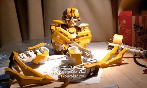 變形金剛大黃蜂模型 廢紙盒制作大黃蜂作品 -  rpnrmr.com