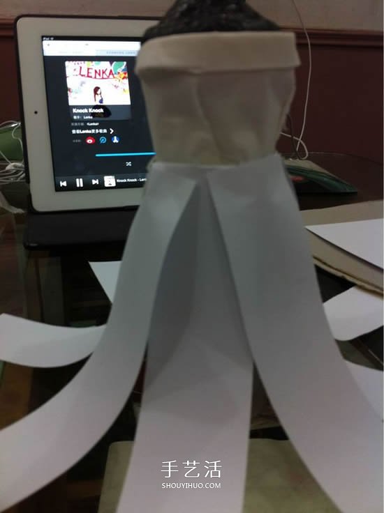 衛(wèi)生紙筒的廢物利用 手工DIY制作衛(wèi)生紙婚紗 -  rpnrmr.com
